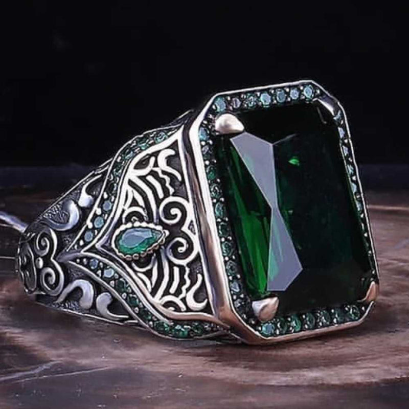 Sterling silver ring with deals emerald stone